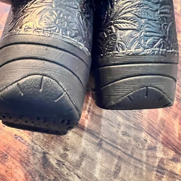 Dansko XP Floral Tooled Professional Clogs 37 - Picture 6 of 10